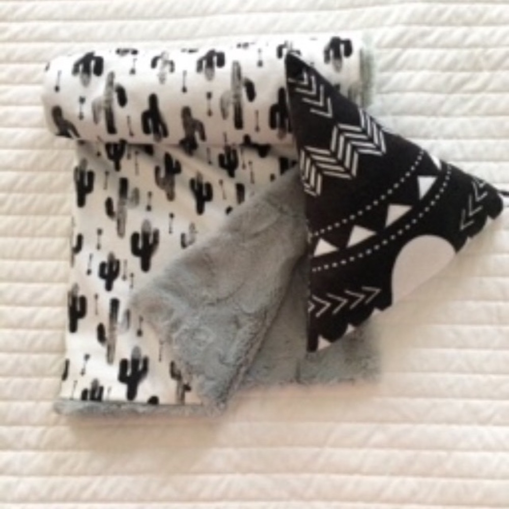 New handmade cactus blanket + pillow set